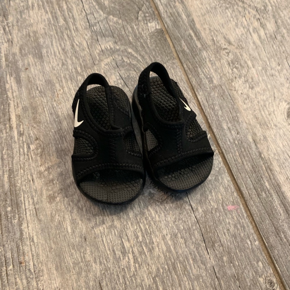 Toddler Nike water sandals